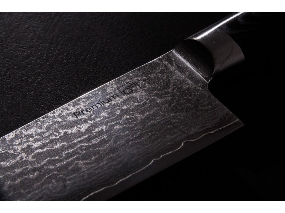 Prednosti damaškových nožov - Damascus Premium Santoku s vysokou čepeľou.
